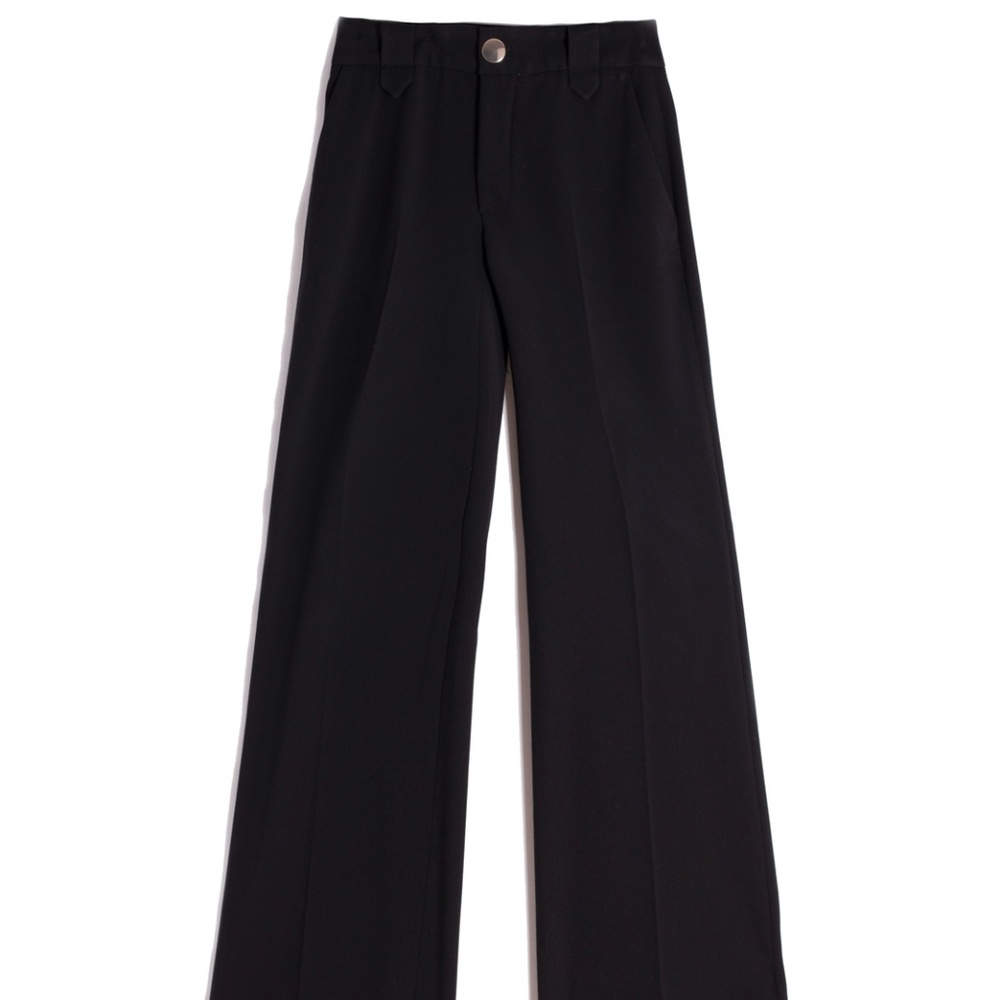 Black Pants with wide legs